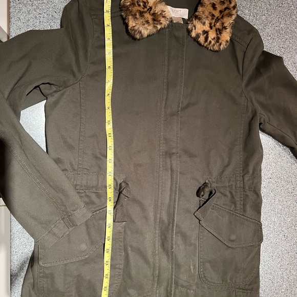 LOFT Jacket - Picture 3 of 4